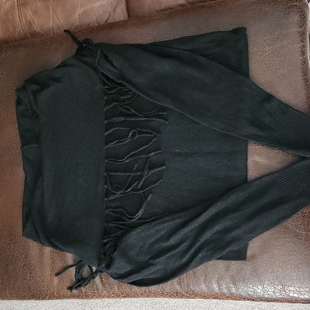 Jeans by Buffalo size medium off the shoulder fringe sweater